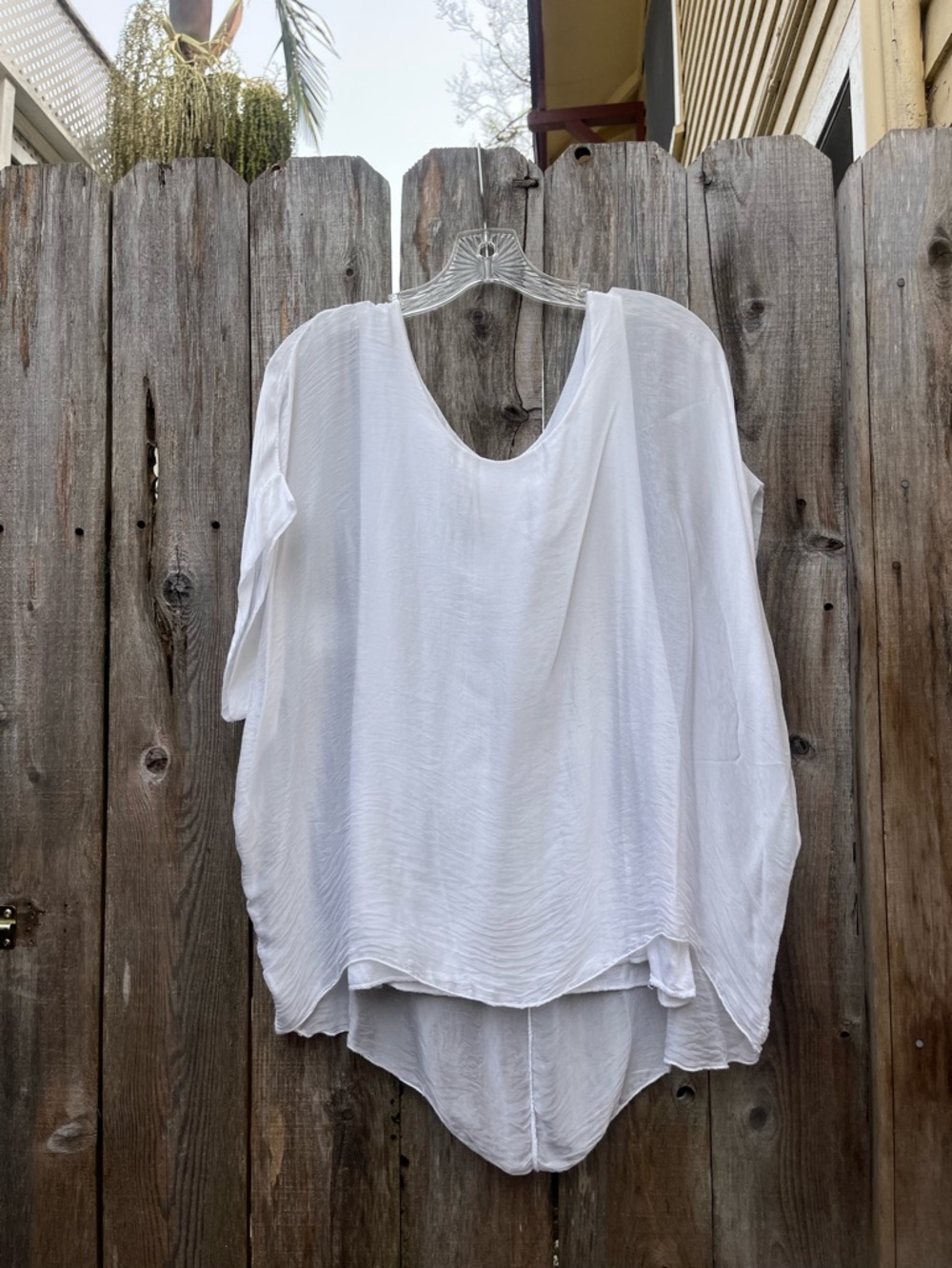 Italy Moda silk tunic. 100% Italian silk with a lining.